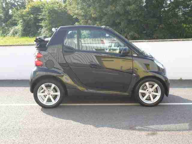 2010 Smart Fortwo Cabrio Pulse CDi Softouch Convertable Automatic****JUST RED...