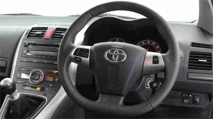 2010 TOYOTA AURIS 1.4 D-4D TR 5dr 7999 diesel