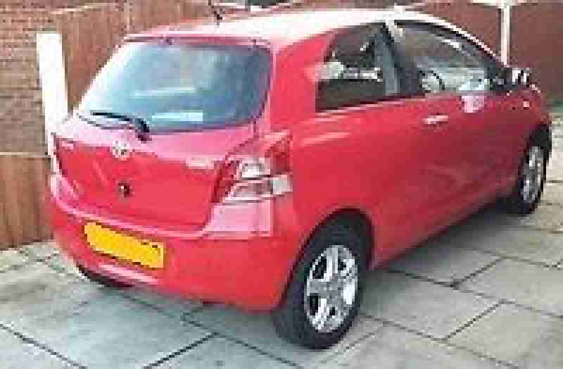 2010 TOYOTA YARIS TR VVT-I RED