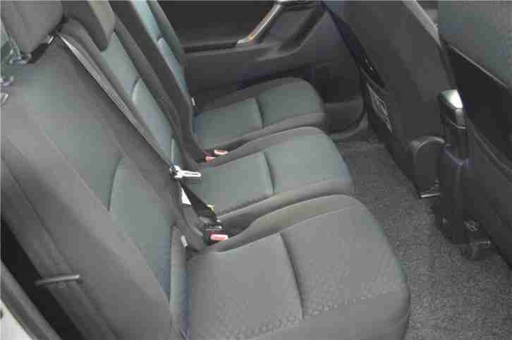 2010 Toyota Verso TR D-4D Diesel Silver Manual