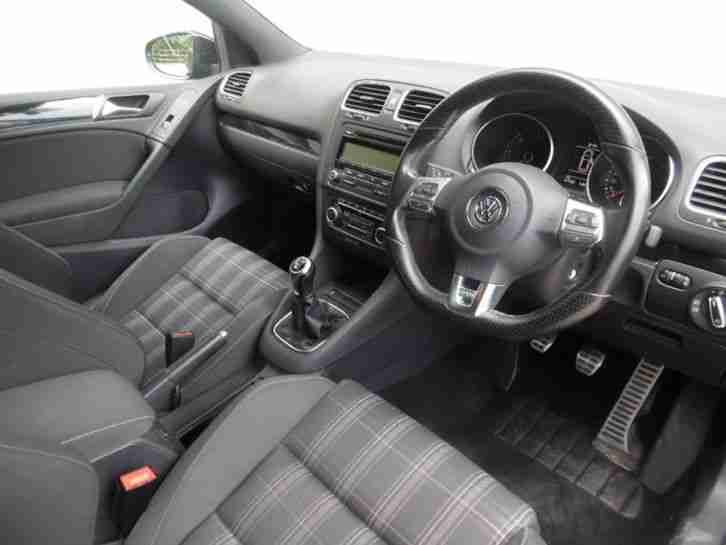2010 VOLKSWAGEN GOLF GTD - BLACK - 72K