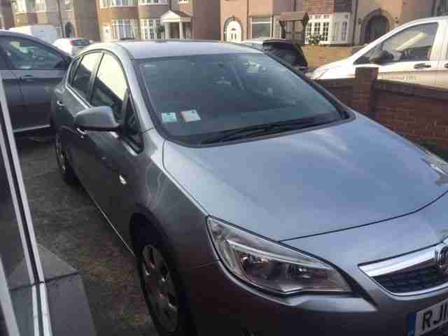 2010 Astra 1.6 1 OWNER NEW MOT