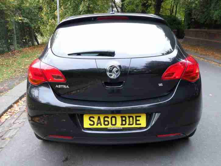 2010 Vauxhall Astra 1.6i 16v VVT ( 115ps ) Exclusiv 5 door black