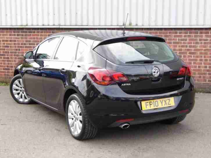 2010 Vauxhall Astra 2.0 2.0 CDTi 16v Elite 5dr Diesel Black Manual