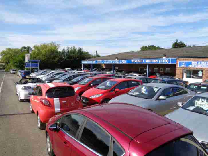 2011/11 BMW 1 SERIES 2.0 116D ES 5DR WHITE + £30 ROAD TAX + 70 MPG + AIR CON