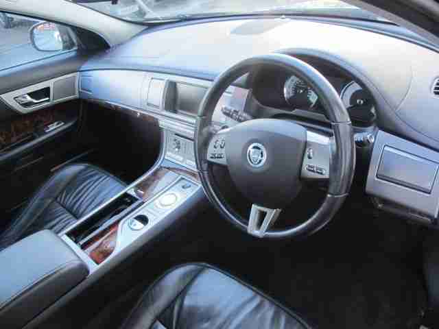 2011 11 JAGUAR XF 3.0 V6 LUXURY 4D AUTO 240 BHP DIESEL