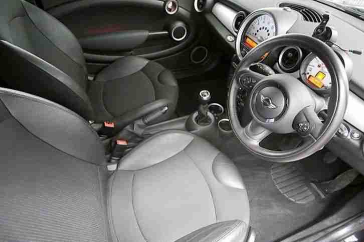 2011 (11 Reg) Mini Convertible 1.6 Cooper D Chili Pack