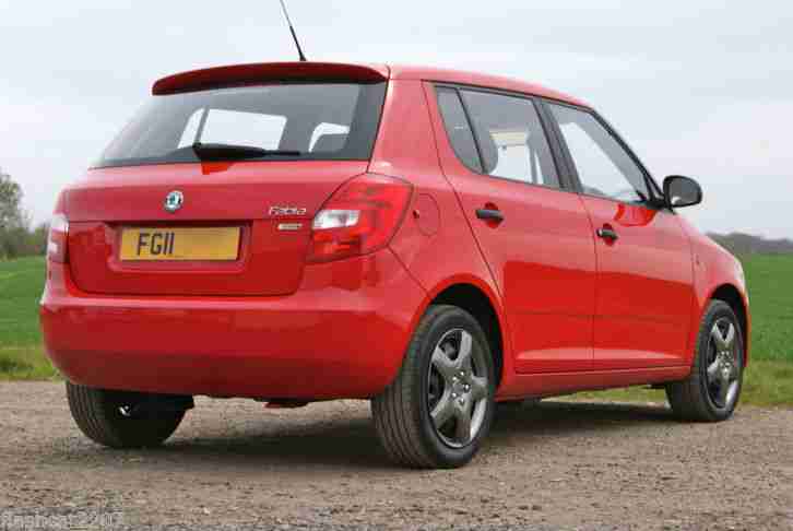 2011/11 SKODA FABIA THP 1.2 12V (70BHP) S 5 DOOR MANUAL HATCH - BRIGHT RED
