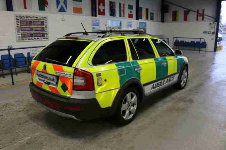 2011 - 11 - SKODA OCTAVIA SCOUT 2.0TDI CR 4X4 RAPID RESPONSE 5 DOOR ESTATE