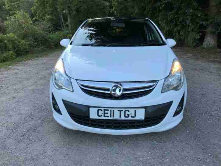 2011-11-VAUXHALL CORSA 1.216v LIMITED EDITION 3 DOOR HATCH FULL SERVICE HISTORY