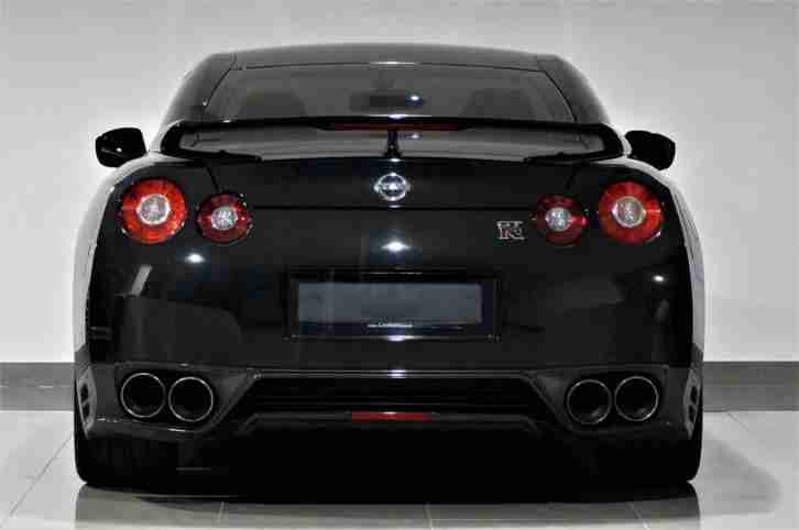 2011 / 11 reg Black Nissan GT-R 3.8 V6 Recaro - 1 Owner - 20k miles