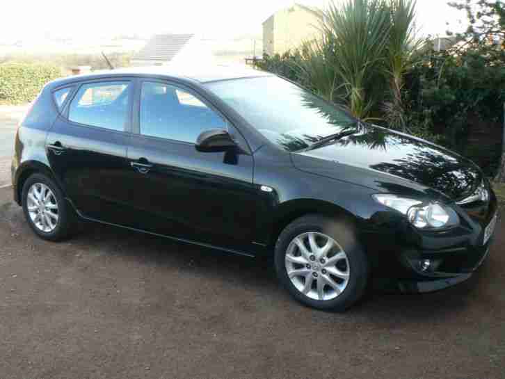 2011 61 HYUNDAI i30 COMFORT CRDI AUTO AUTOMATIC DIESEL 43000 MILES BLACK