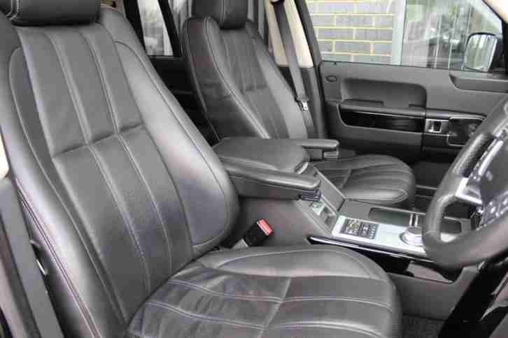 2011 61 LAND ROVER RANGE ROVER 4.4 TDV8 VOGUE SE AUTO