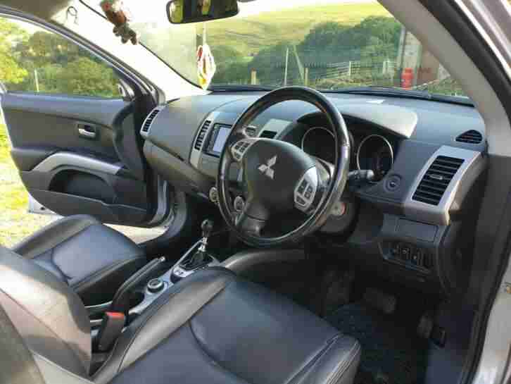 2011 61 Mitsubishi Outlander 2.2 Diesel Auto SST GX4 Full Service History