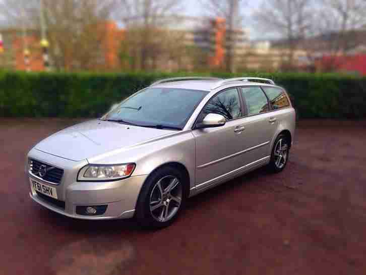 2011 (61 REG) VOLVO V50 1.6 DIESEL DRIVE E (START/STOP) ESTATE TAX FREE