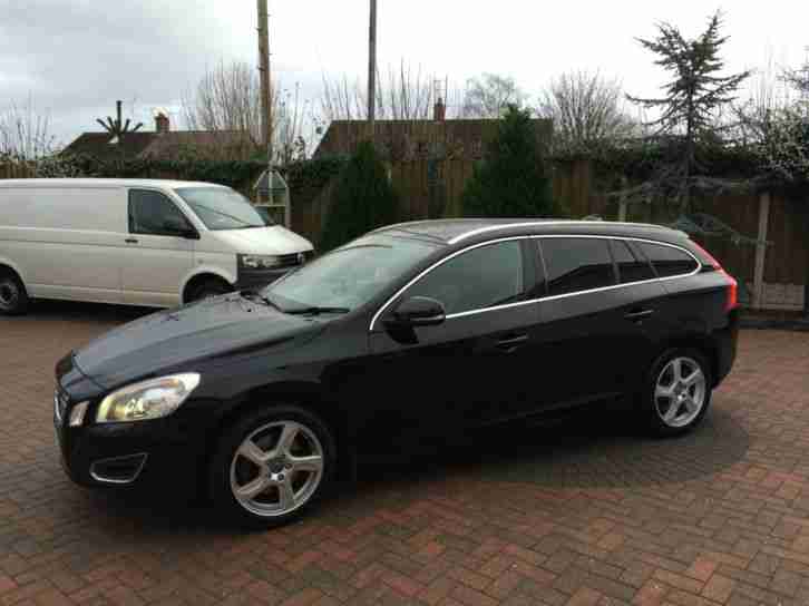 2011/61 VOLVO V60 D3 SE LUX 163PS 2.0 DIESEL ESTATE CAR