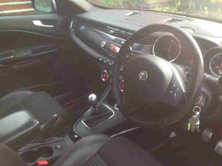 2011 ALFA ROMEO GIULIETTA VELOCE JTDM-2 RED