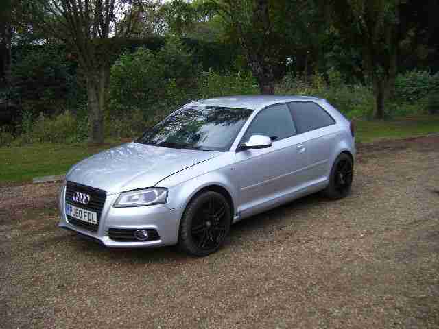 2011 AUDI A3 1.6 S LINE Black edition spec DAMAGED SALVAGE REPAIRABLE REPAIR