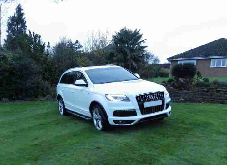 2011 AUDI Q7 S-LINE 4.2 TDI 25,000 miles fully loaded