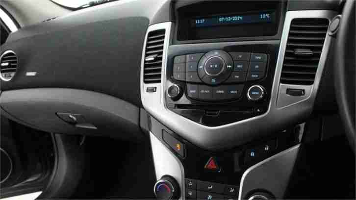 2011 CHEVROLET CRUZE 1.6 LT 5dr 6499 petrol