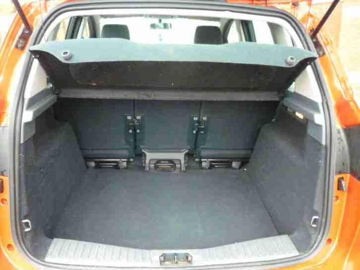 2011 FORD C-MAX ZETEC TDCI RED