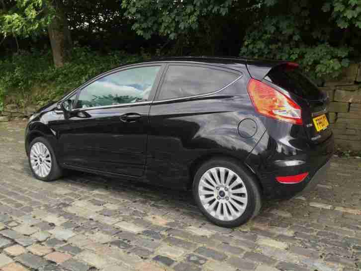 2011 FORD FIESTA 1.6TDCi TITANIUM 3-DOOR (MANUAL)
