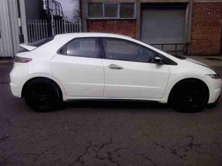 2011 HONDA CIVIC MK 8 Facelift 1.8 i VTEC 5dr WHITE DAMAGED REPAIRABLE SALVAGE