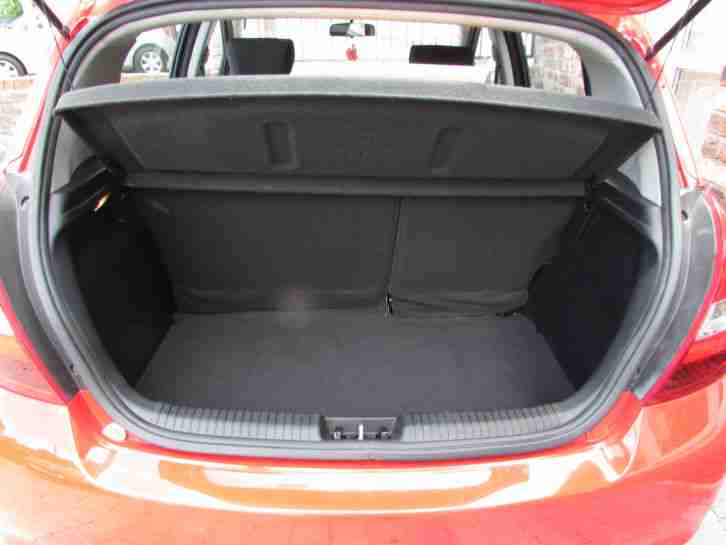 2011 HYUNDAI I20 COMFORT CRDI RED