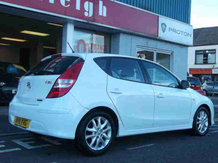 2011 HYUNDAI I30 1.6 CRDI COMFORT,UPTO 5 YEARS 0% FINANCE AVAILABLE,NO DEPOSIT
