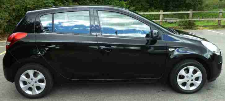 2011 HYUNDAI i20 1.2 COMFORT 5 DOOR HATCHBACK BLACK