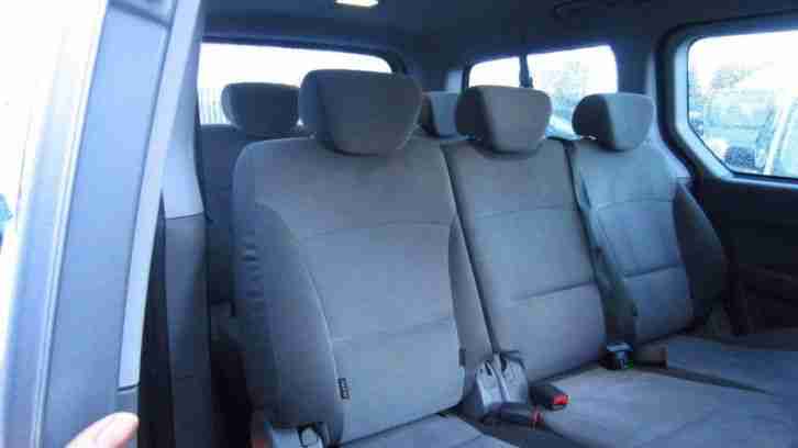 2011 Hyundai i800 2.5CRDi Style 5dr