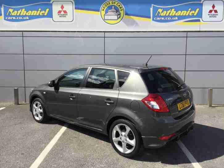 2011 KIA CEED CRDI 3 HATCHBACK DIESEL