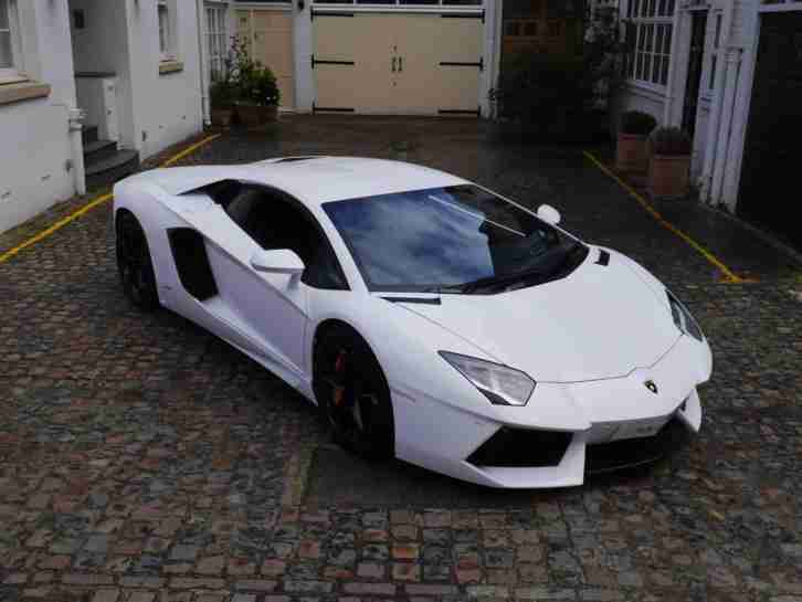 2011 Lamborghini AVENTADOR LP 700-4 2dr ISR 2011/11 Semi-Auto Coupe