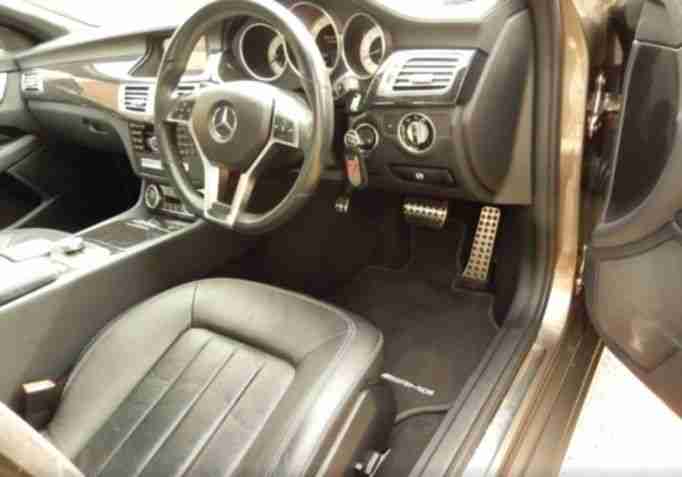 2011 Mercedes-Benz CLS350 CDI BlueEFFICIENCY AMG Sport 7G-Tronic Plus 4dr