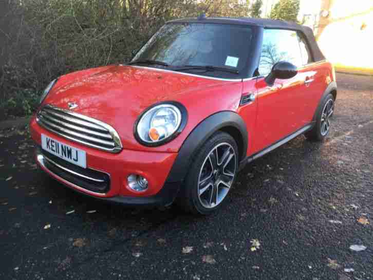 2011 Cooper 1.6 Convertible Chili