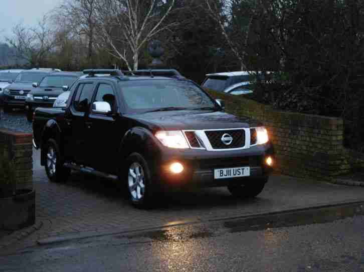 2011 Nissan Navara 2.5dCi Connect Premium auto Tekna ( 53000 Miles )