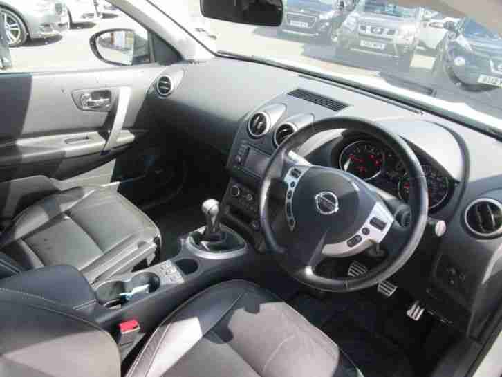 2011 Nissan Qashqai 1.6i Tekna Manual Hatchback