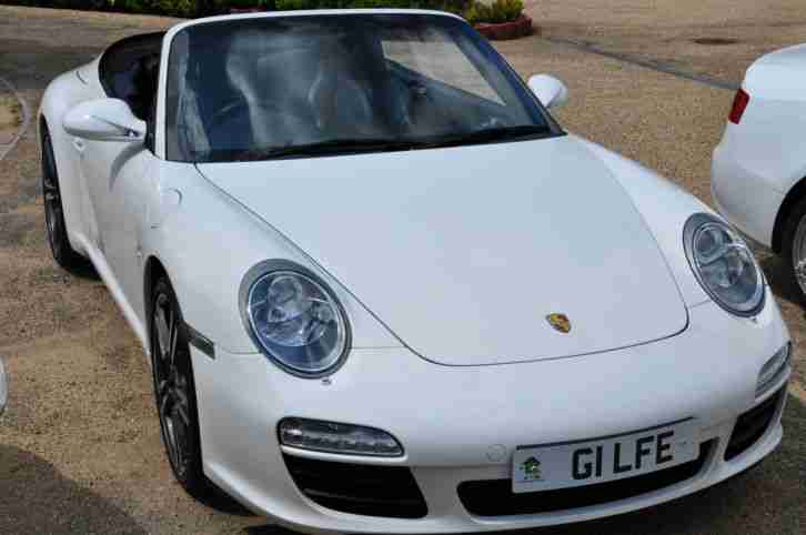 2011 PORSCHE 911 CARRERA 2S S-A WHITE