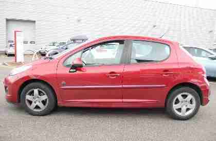 2011 Peugeot 207 1.4 HDI 70 Envy Diesel red Manual