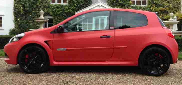 2011 CLIO SPORT RAIDER RED