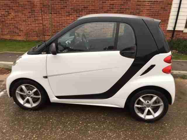 2011 SMART CAR DIESEL