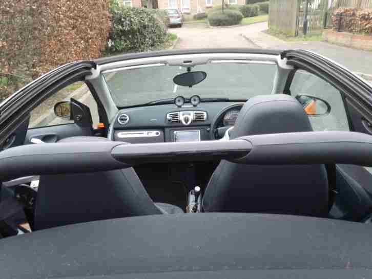 2011 SMART FORTWO PASSION Convertible AUTO Black/Orange - 19900 miles/1 Year MOT