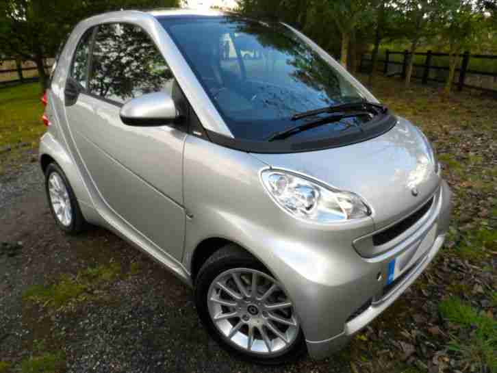 2011 SMART FORTWO PASSION MHD AUTO SILVER