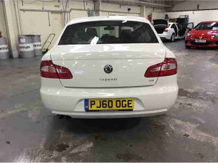 2011 Skoda Superb 1.6 TDI CR WHITE 1 OWNER FULL SKODA SERVICE HISTORY