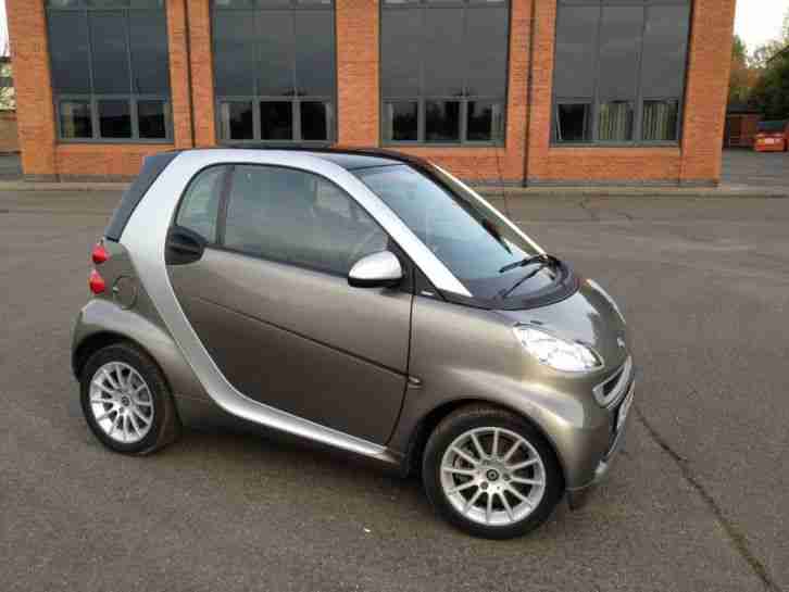 2011 Smart Fortwo Passion mhd 2dr Softouch Auto [2010]