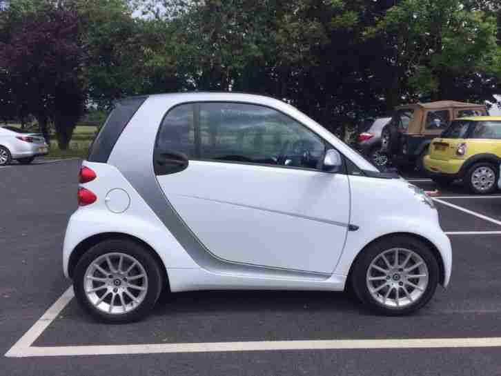 2011 Smart fortwo 1.0 MHD Passion Softouch 2dr