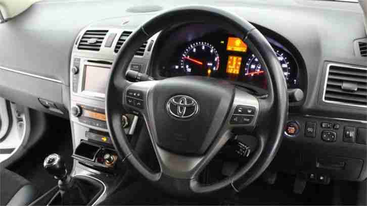 2011 TOYOTA AVENSIS 2.2 D-4D T4 5dr 11260 diesel