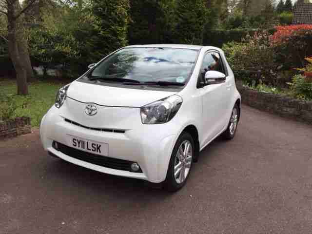 2011 IQ 1.33 Dual VVT i 3 3dr