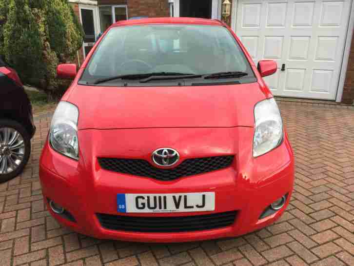 2011 YARIS T SPIRIT D 4D RED