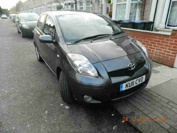 2011 TOYOTA YARIS T SPIRIT VVT-I GREY